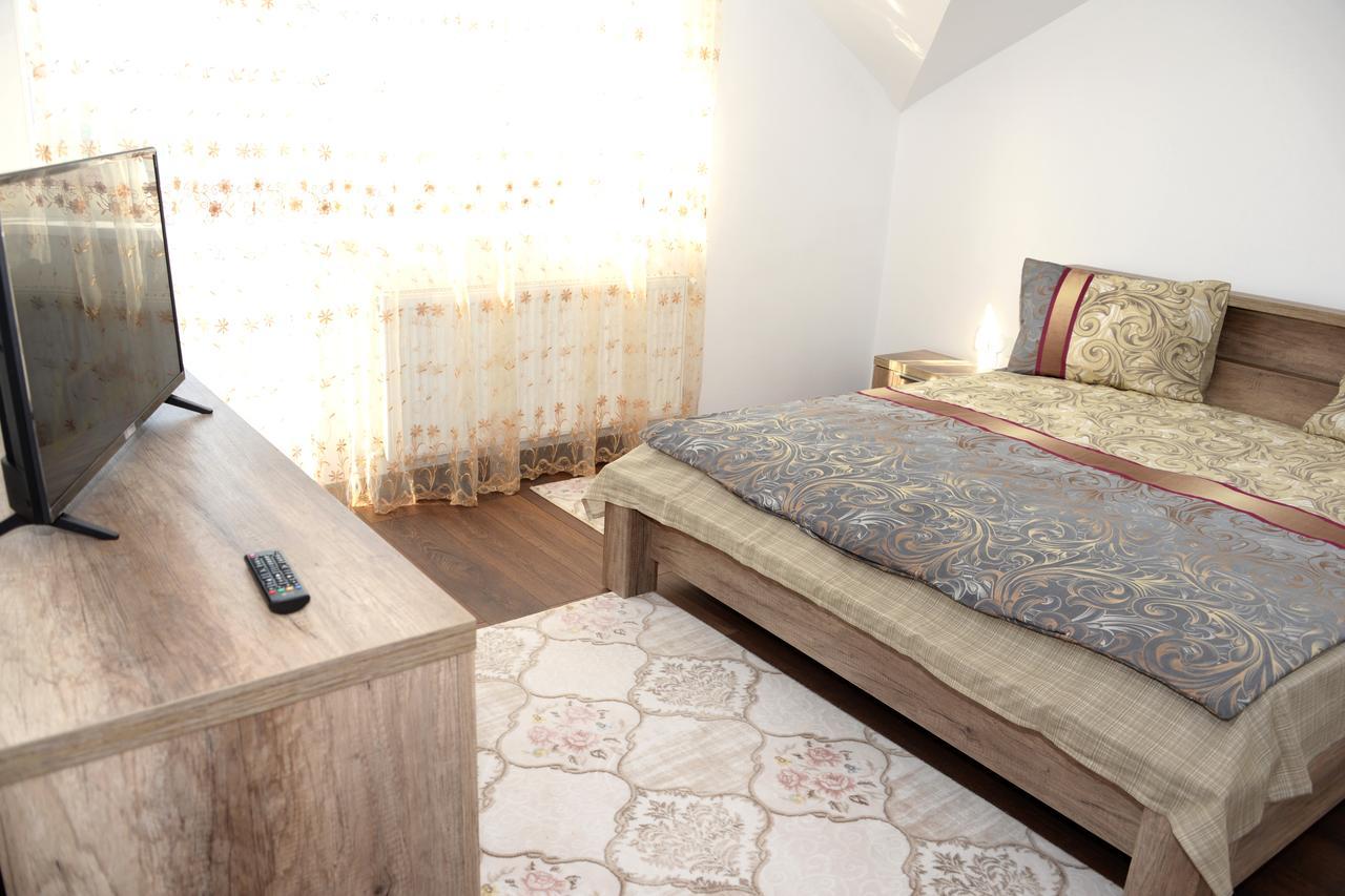 Апартаменти Apartament Rezidential - Алба-Юлія Екстер'єр фото