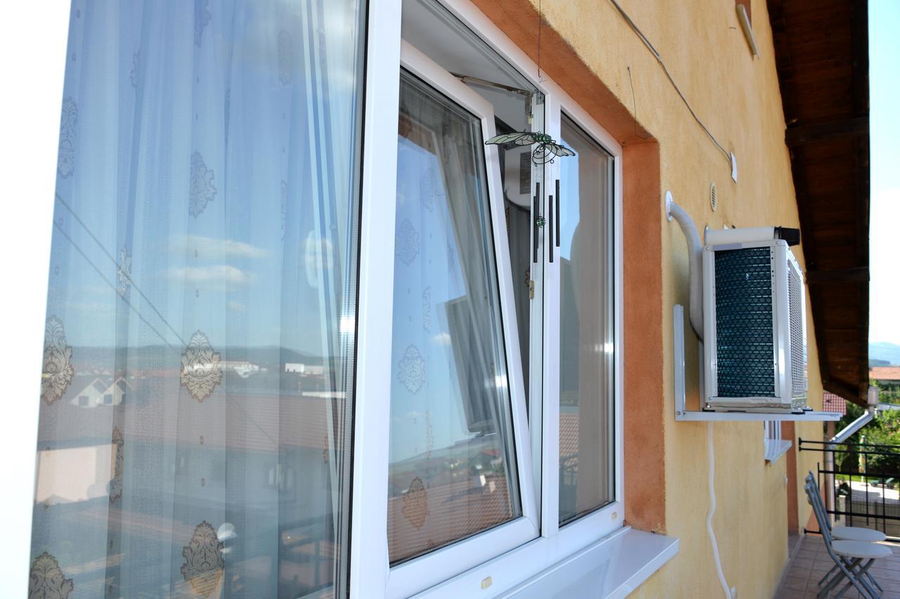 Апартаменти Apartament Rezidential - Алба-Юлія Екстер'єр фото